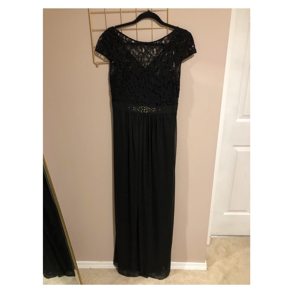 Adrianna Papell gown